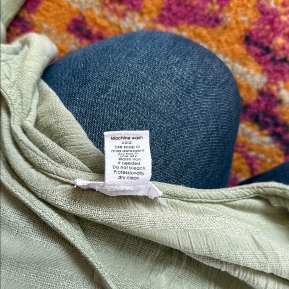 Japna Cream Smocked Ruffled Long Sleeve Blouse - Picture 3 of 5